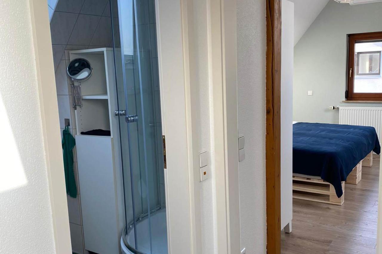 Gemuetliche 2 Zimmerwohnung Mit Tv Und Wlan Wendlingen am Neckar Dış mekan fotoğraf